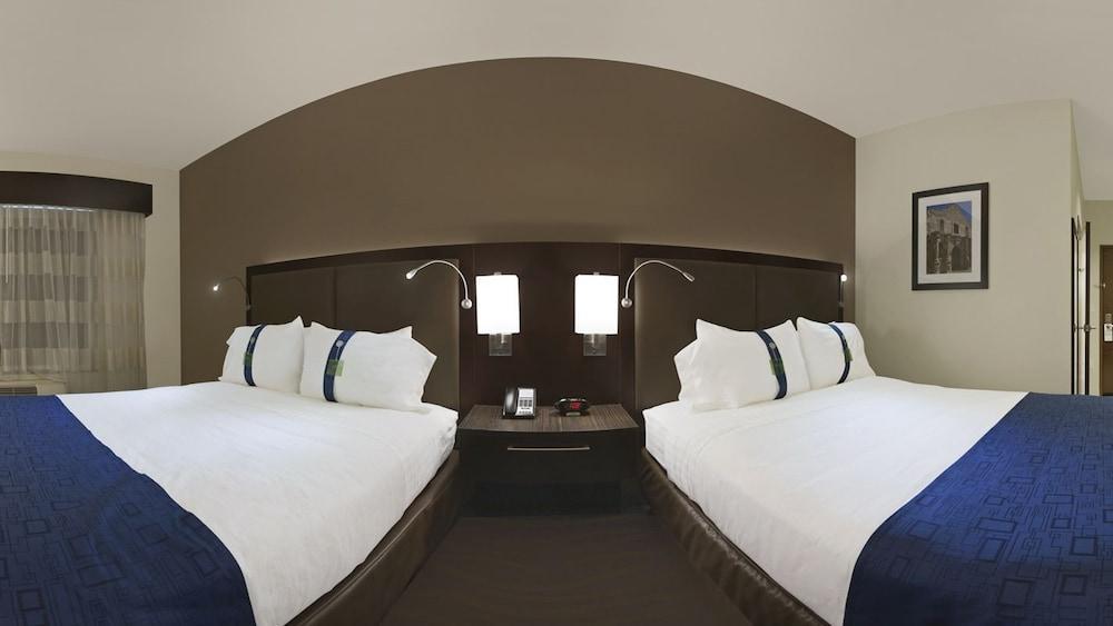Holiday Inn Hotel & Suites Northwest San Antonio By Ihg Exterior photo