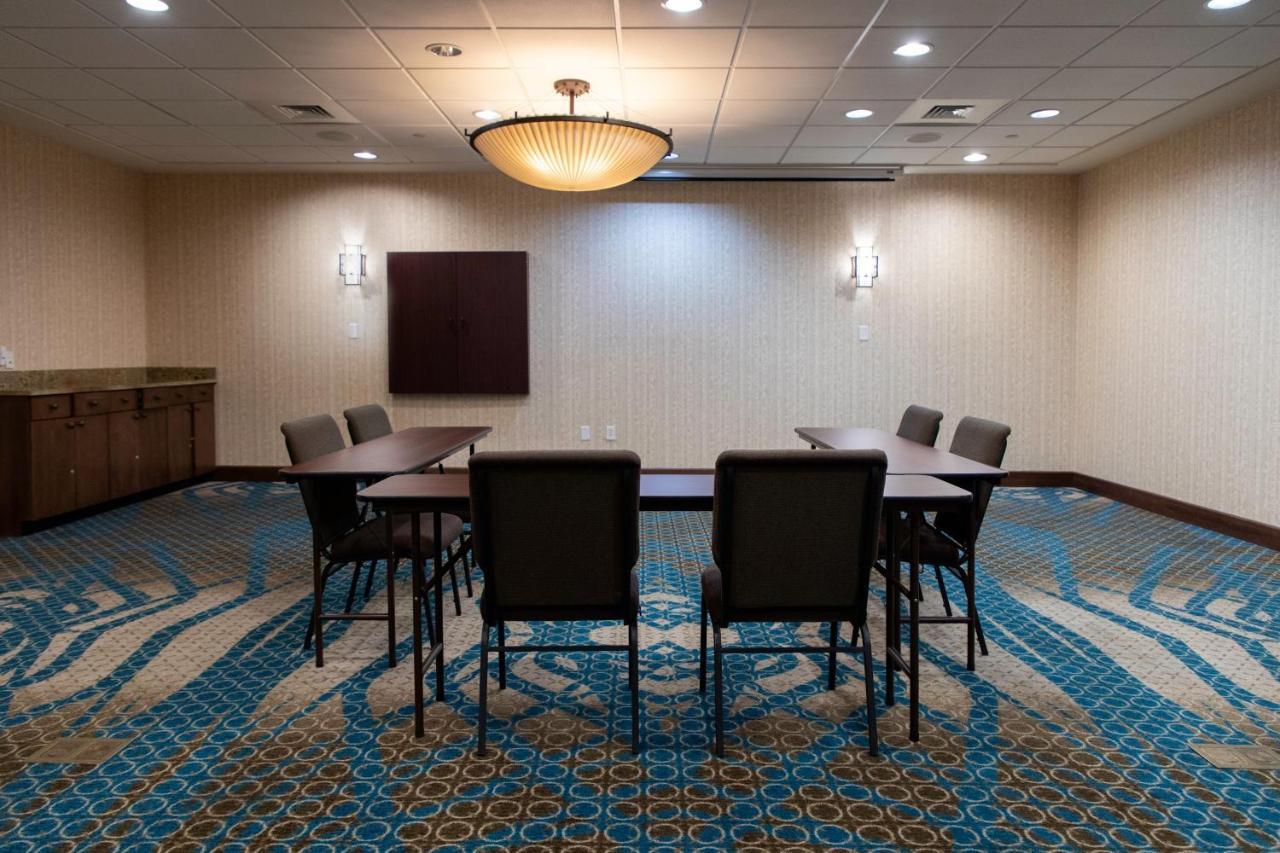 Holiday Inn Hotel & Suites Northwest San Antonio By Ihg Exterior photo
