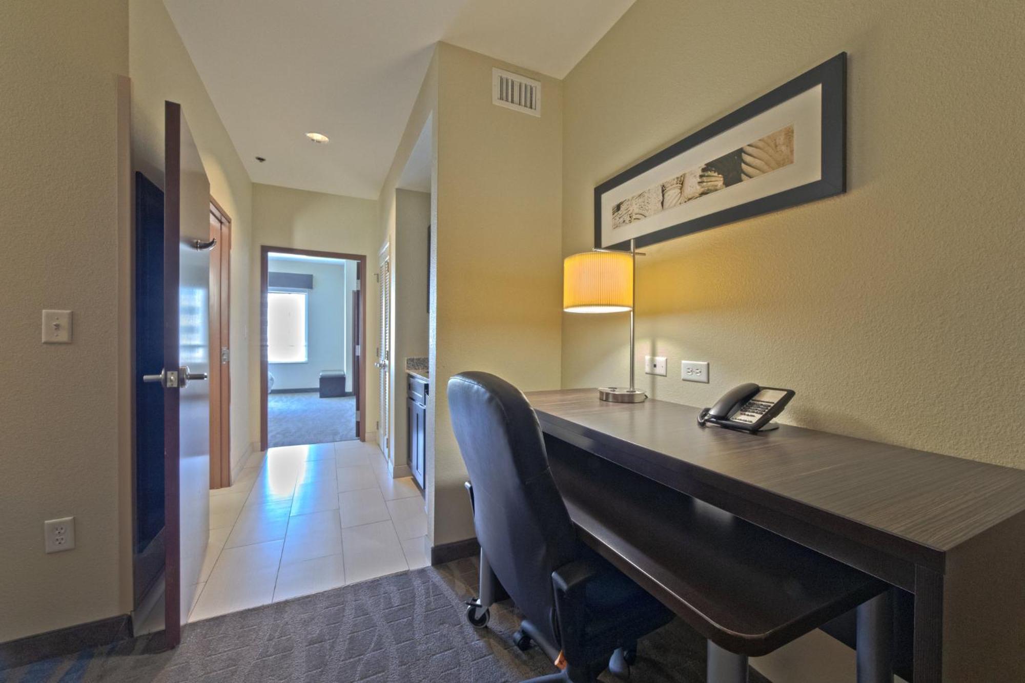 Holiday Inn Hotel & Suites Northwest San Antonio By Ihg Exterior photo
