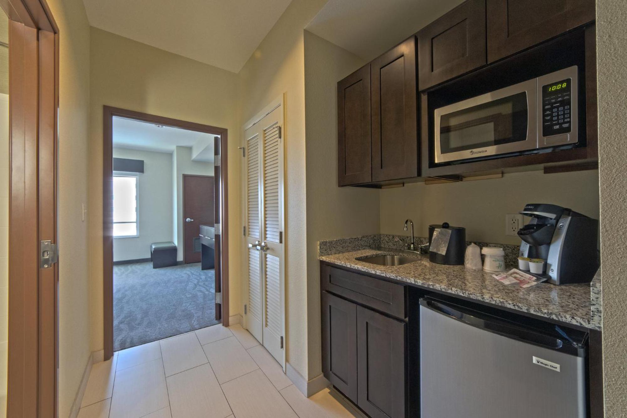 Holiday Inn Hotel & Suites Northwest San Antonio By Ihg Exterior photo