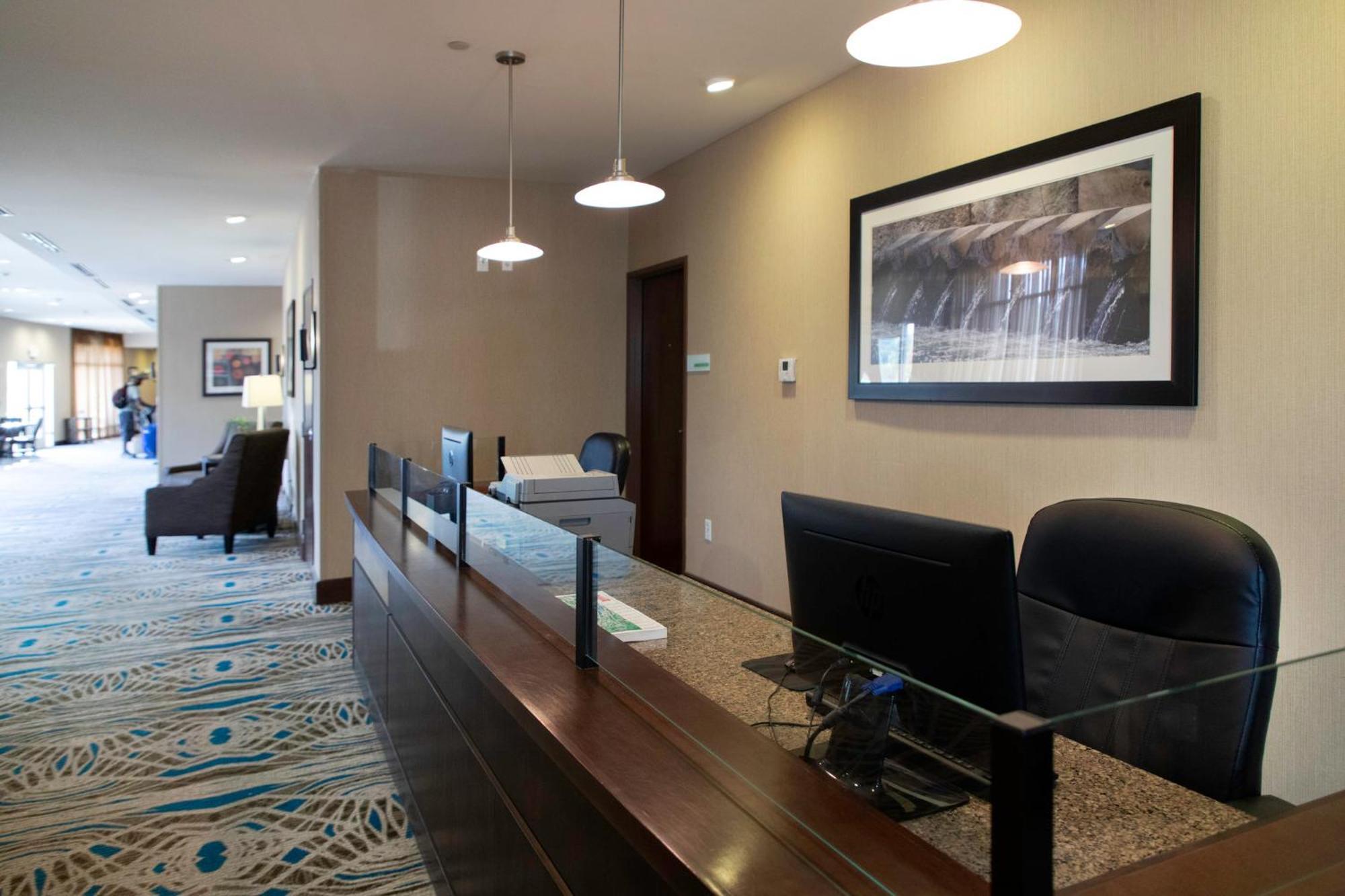 Holiday Inn Hotel & Suites Northwest San Antonio By Ihg Exterior photo